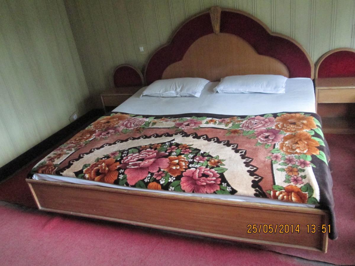 Pandey Lodge Buin 部屋 写真